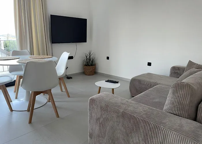 Natali Apartment *