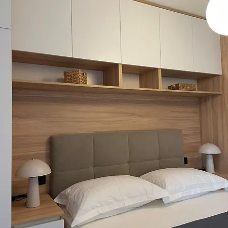 Natali Apartment